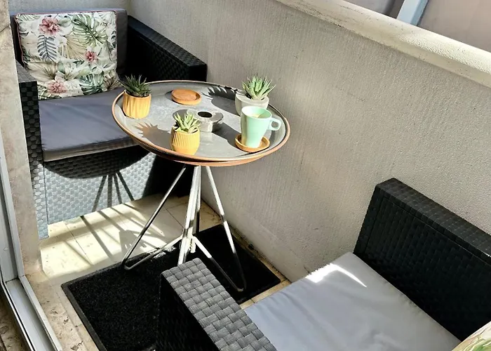 Dumont بيت ضيافة